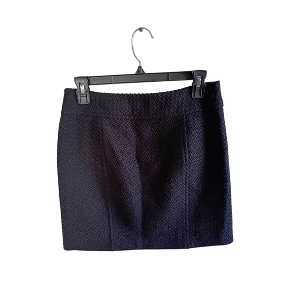 Banana Republic Textured Black Mini Skirt - Picture 4 of 9